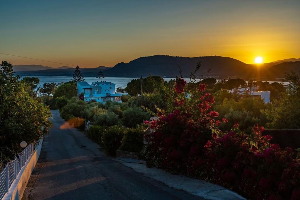 George Beach Studios & Villas