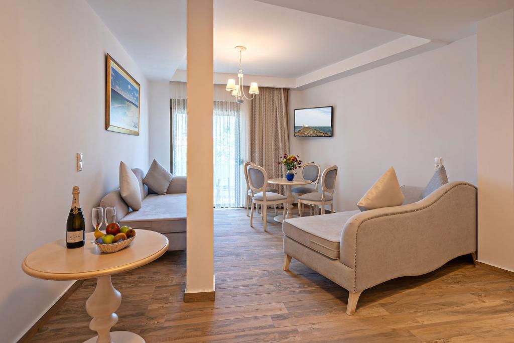 Delfina Boutique Hotel  