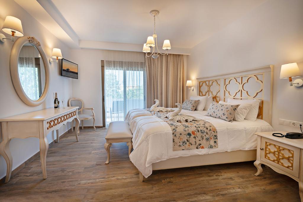 Delfina Boutique Hotel  