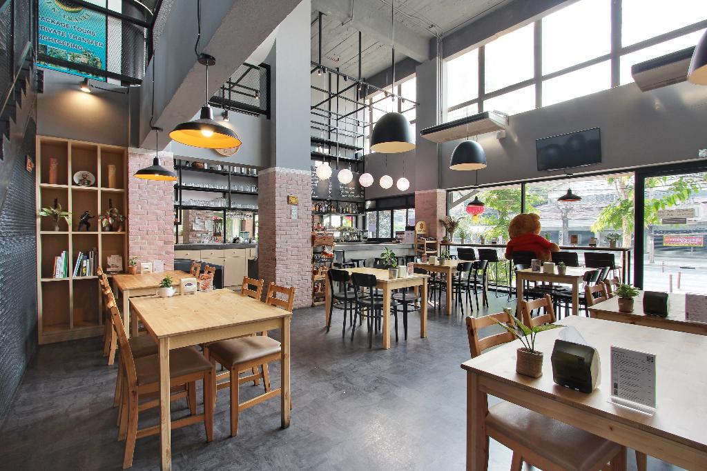 D Varee Xpress Makkasan 