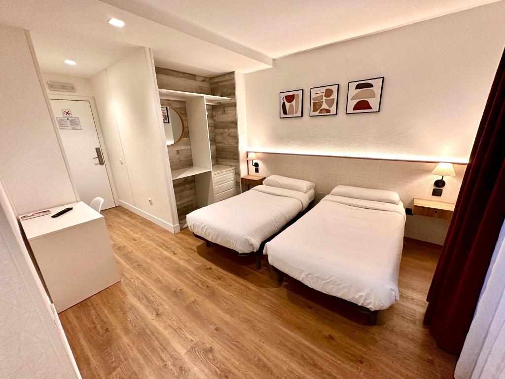 Far Home Gran Via