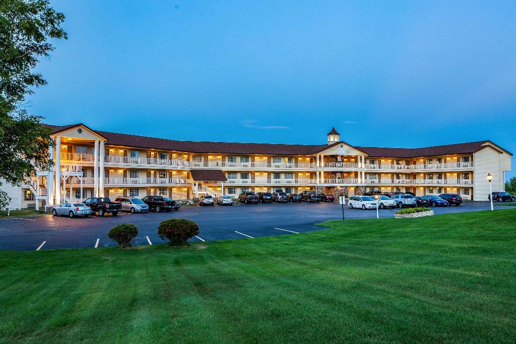 Quality Inn Lakefront Quality Inn Lakefront