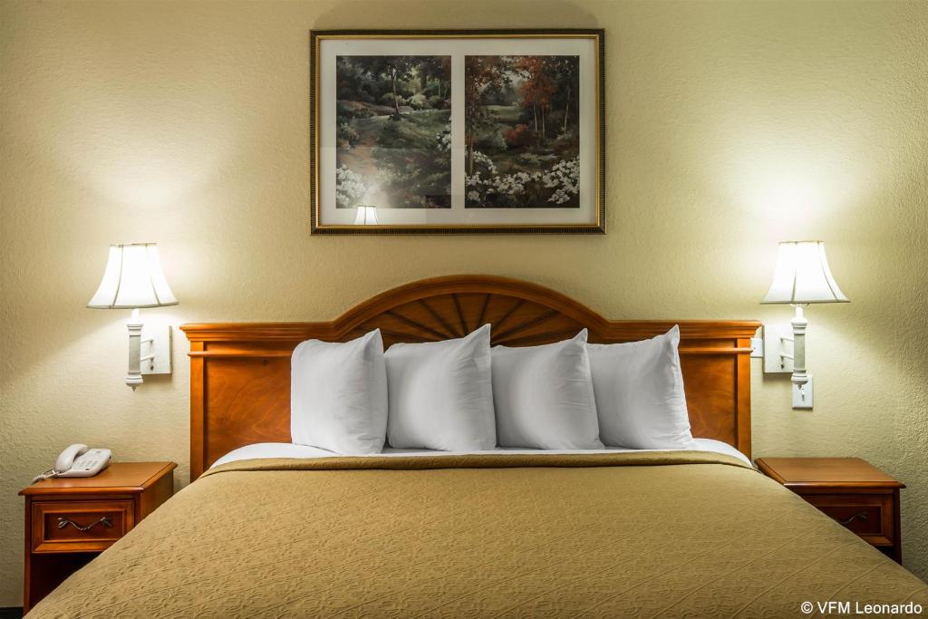 Quality Inn & Suites Biltmore East Quality Inn & Suites Biltmore East
