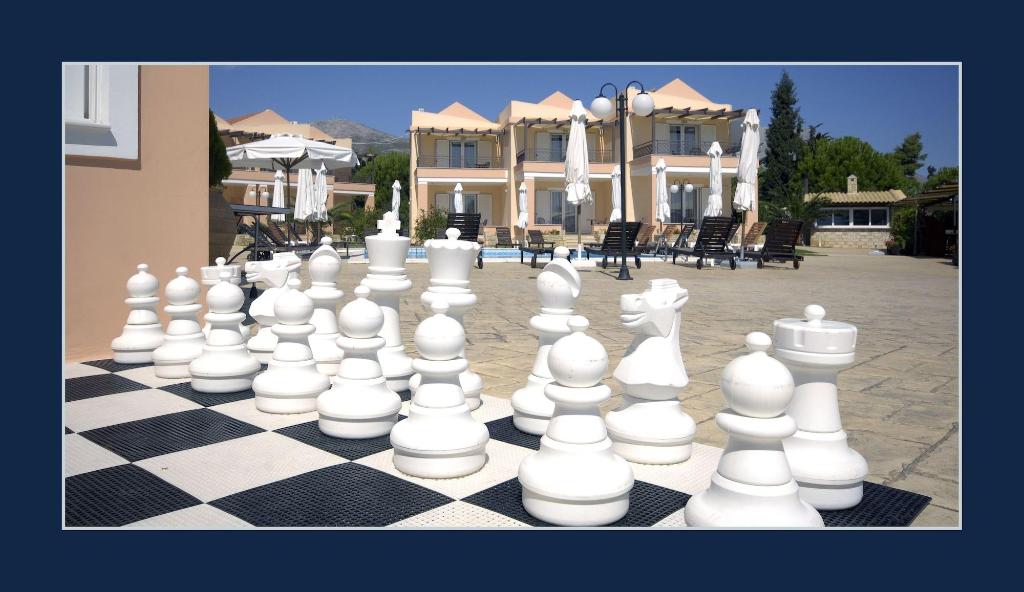 Avantis Suites Hotel 