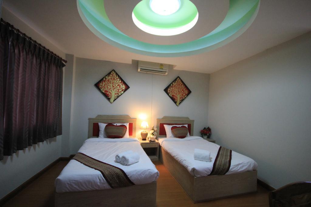 Home Place Hotel 