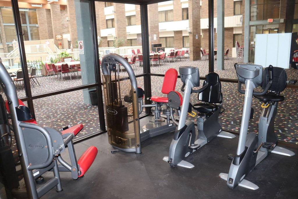 Ramada Lansing Hotel And Conference Center 