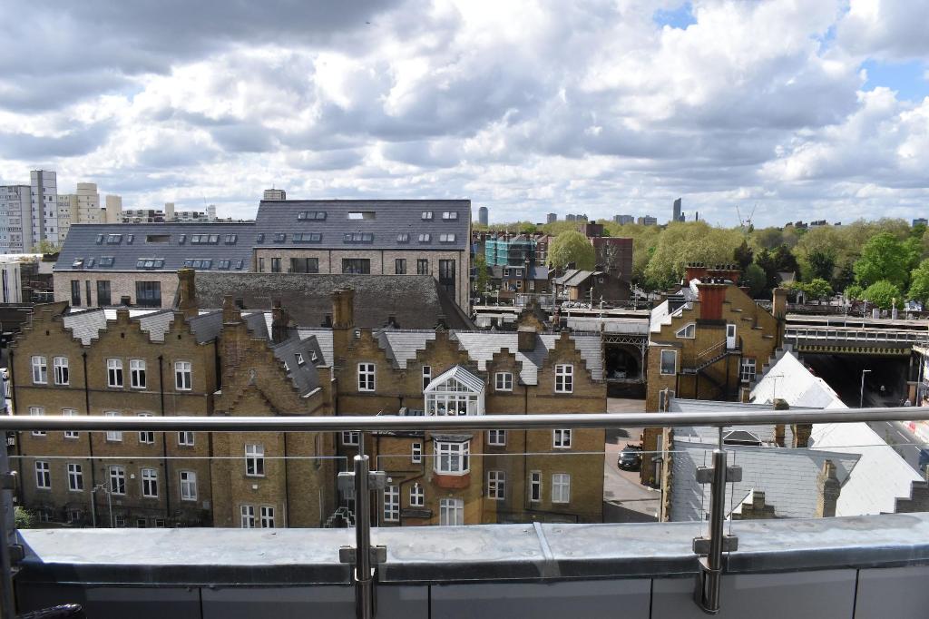 Chelsea Bridge Apartments Chelsea Bridge Apartments