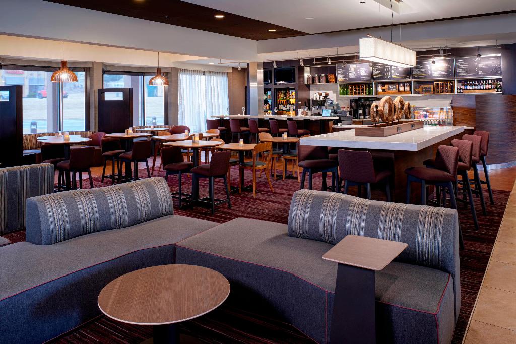 Sonesta Select Kansas City Airport Tiffany Springs 