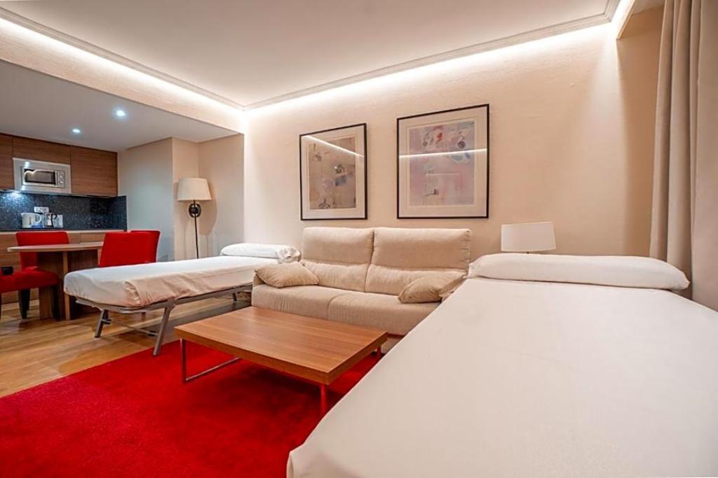 Aparto-Hotel Rosales 