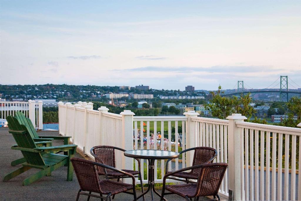 Travelodge Santa Maria 