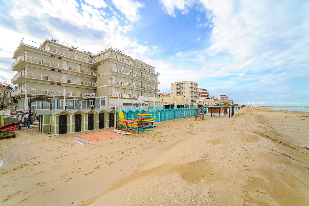 Hotel President'S Pesaro 