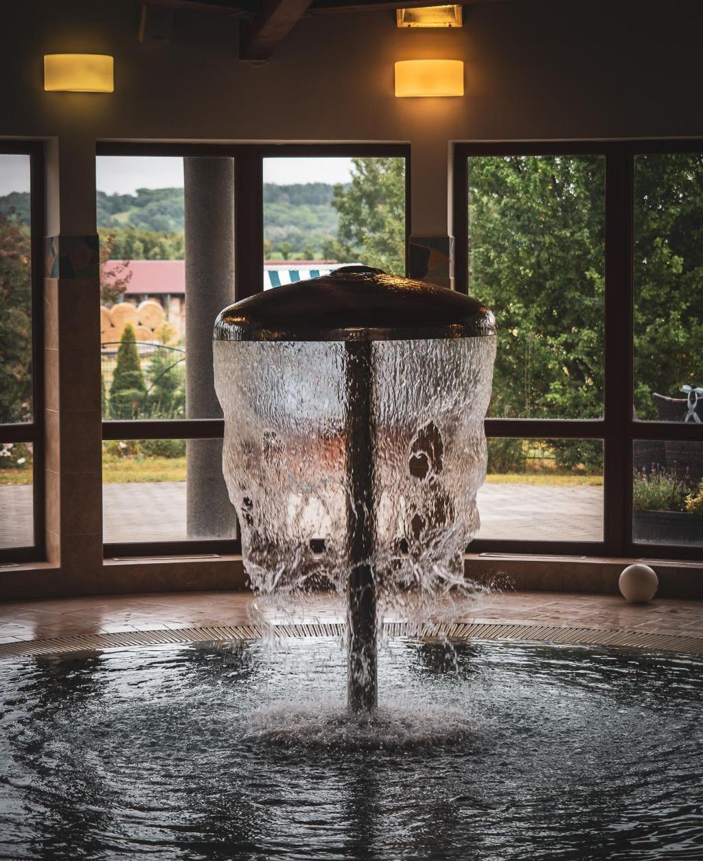 HéTkúTi Wellness Hotel éS Lovaspark HéTkúTi Wellness Hotel éS Lovaspark