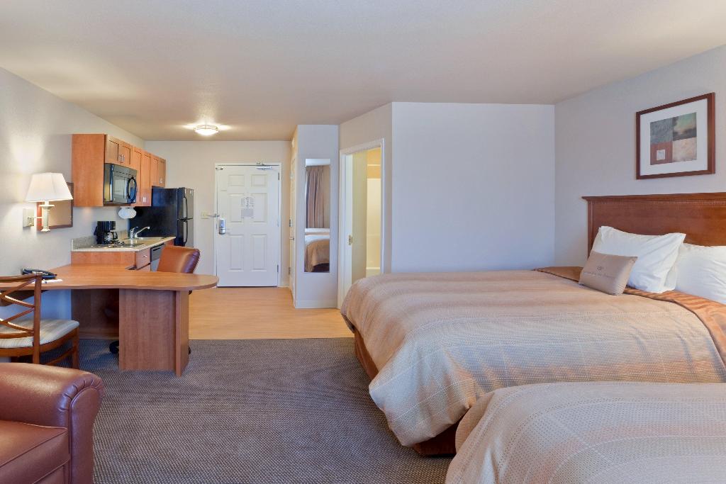 Candlewood Suites Lakewood 