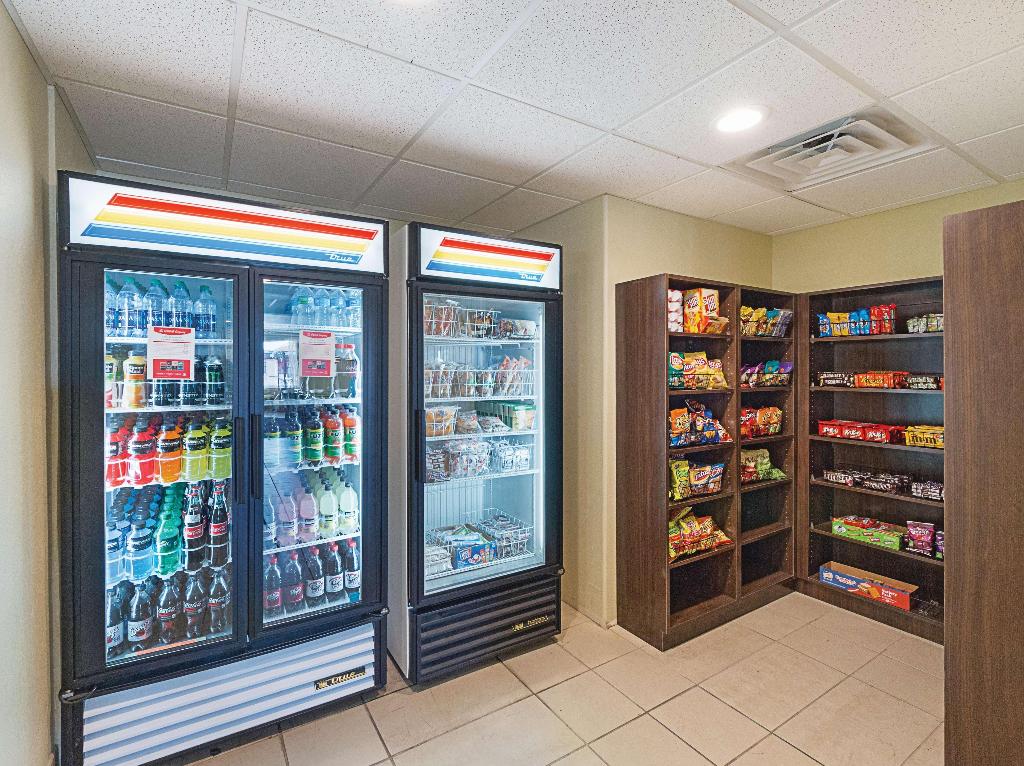 La Quinta Inn & Suites By Wyndham Mathis 