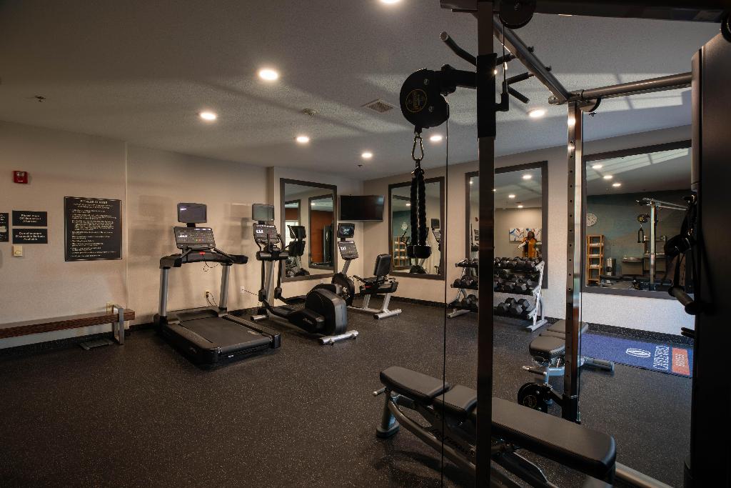 Candlewood Suites Saint Joseph 