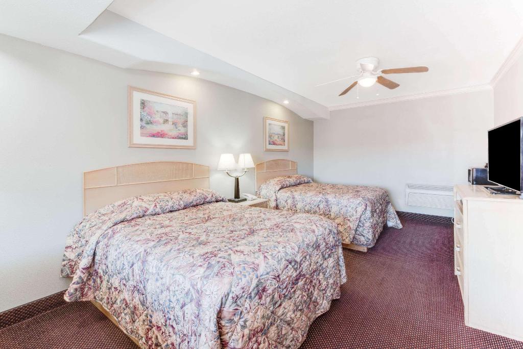 Knights Inn Van Horn 