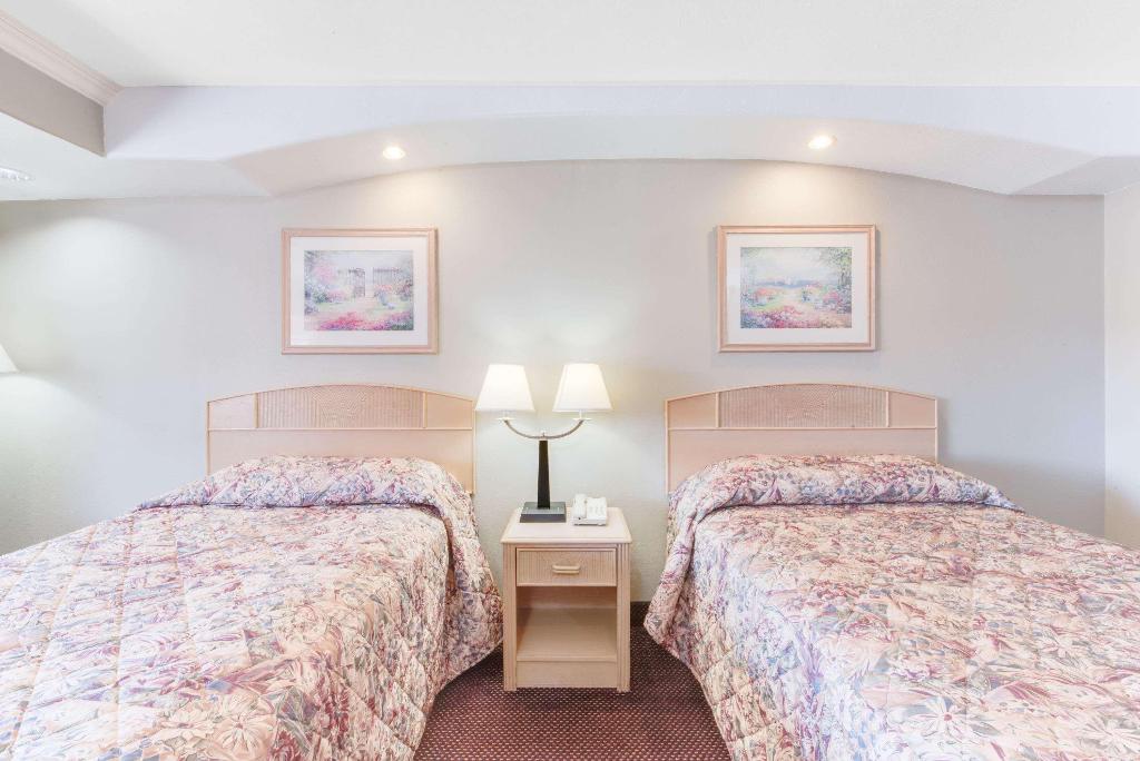Knights Inn Van Horn 