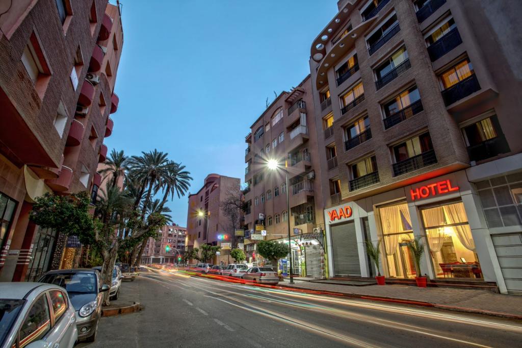 Yaad City Hotel 