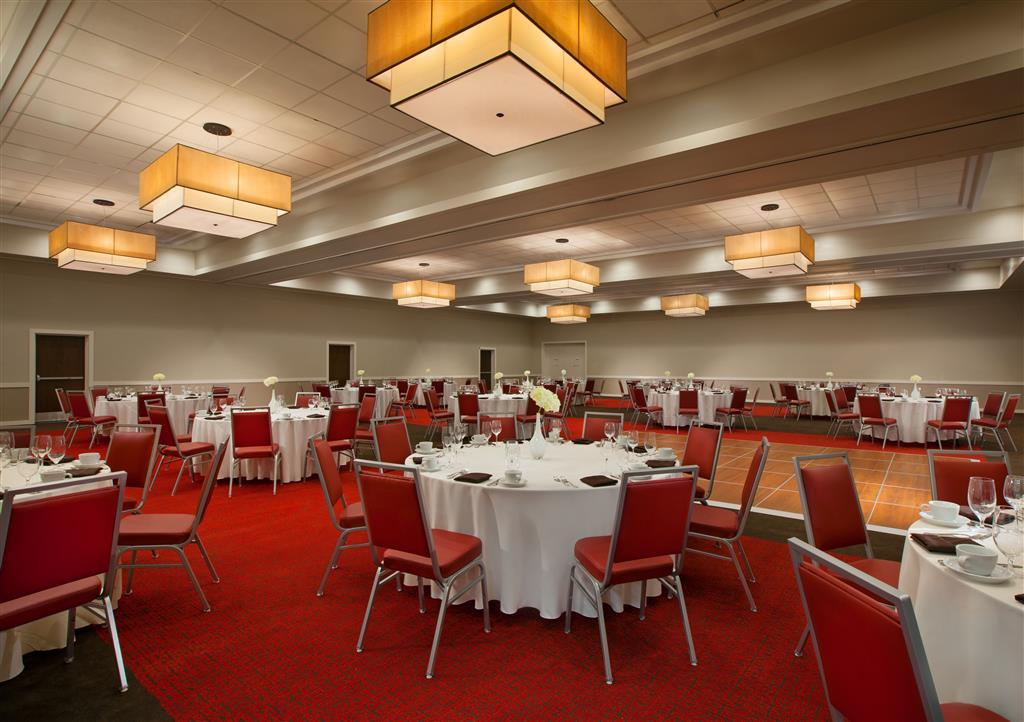 Four Points By Sheraton Phoenix South Mountain 