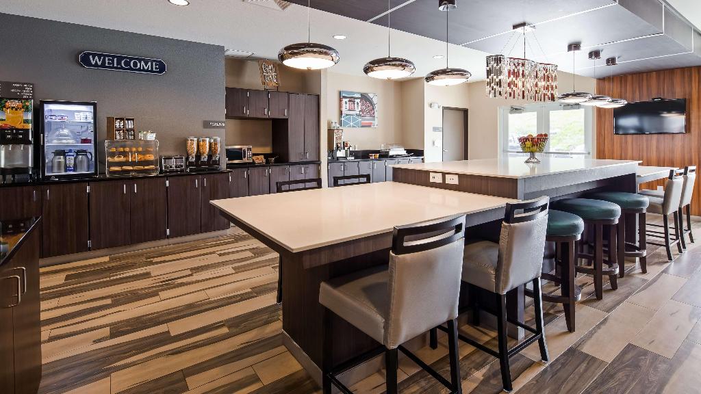 Best Western Roosevelt Place Hotel 