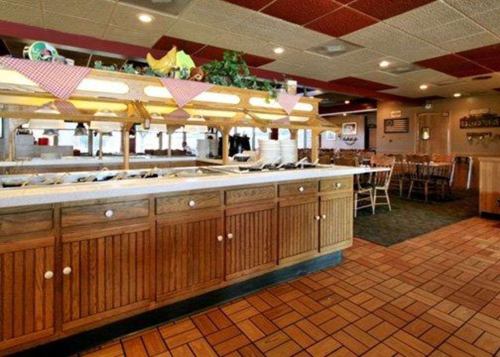 Rodeway Inn 