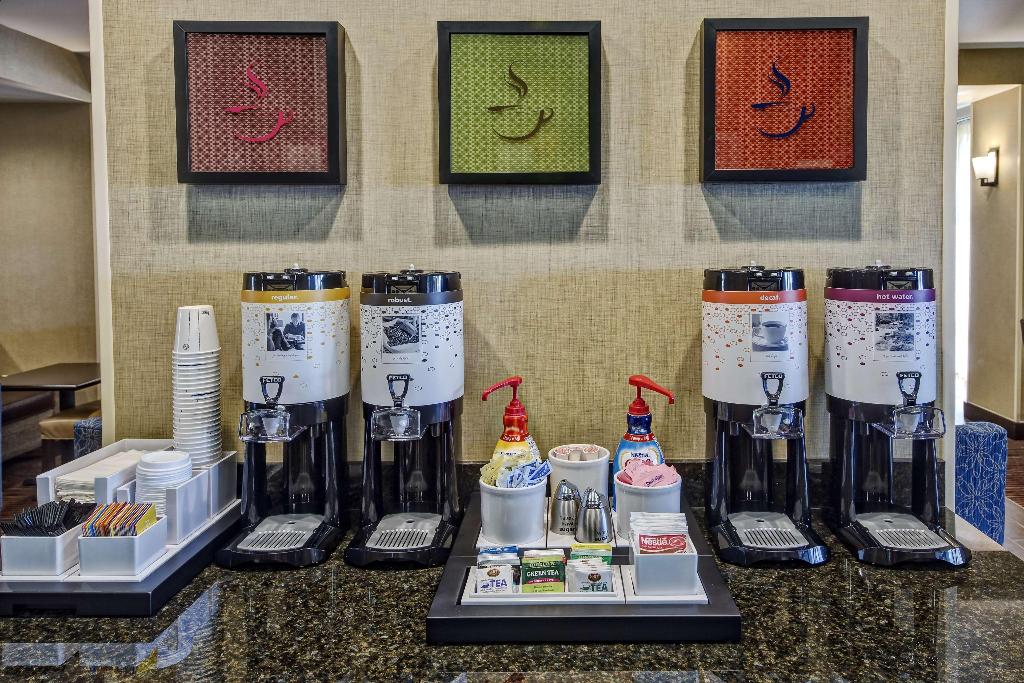 Hampton Inn Indianola 