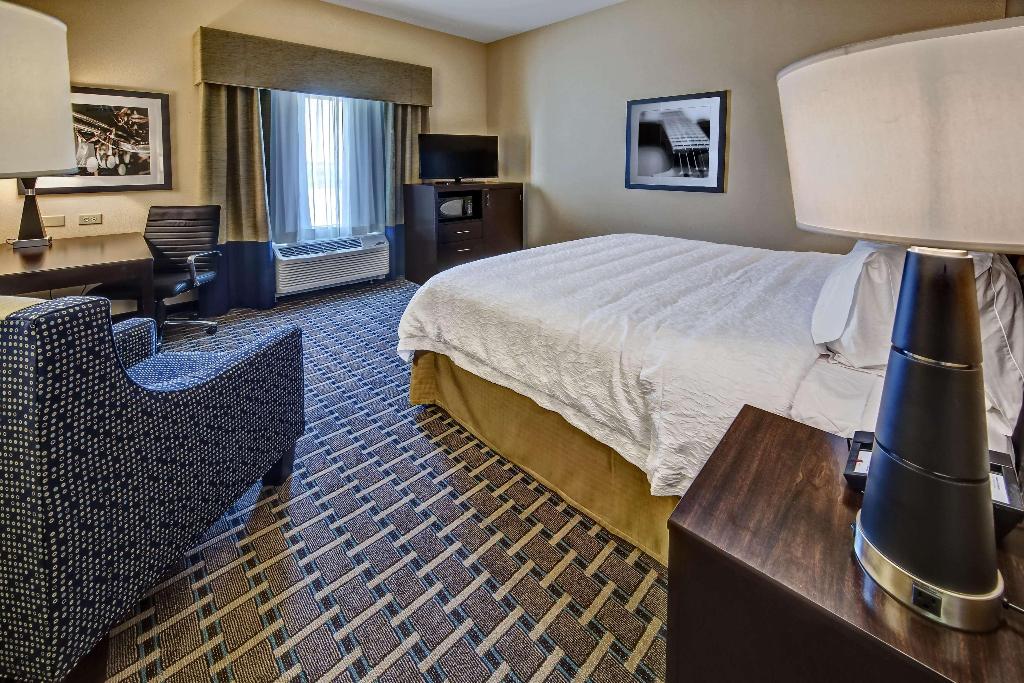 Hampton Inn Indianola 