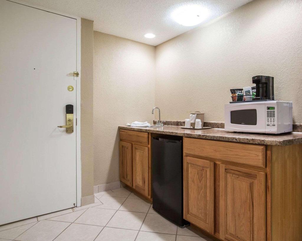 Quality Inn Massena 