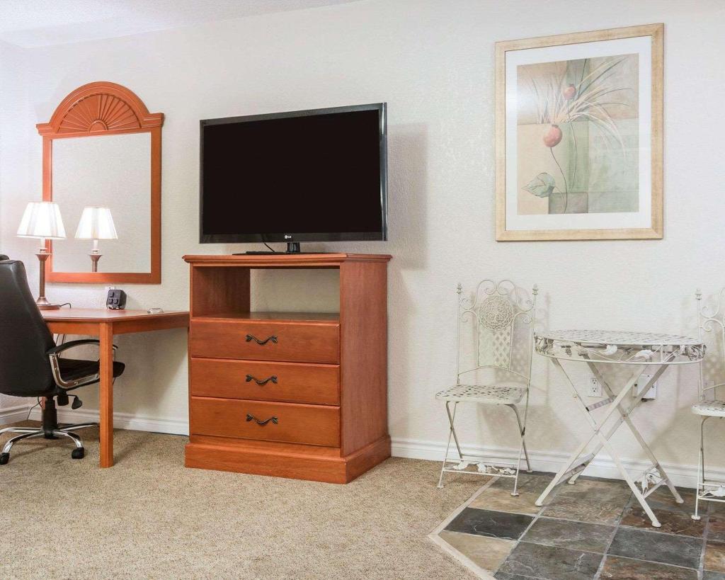 Quality Inn Massena 