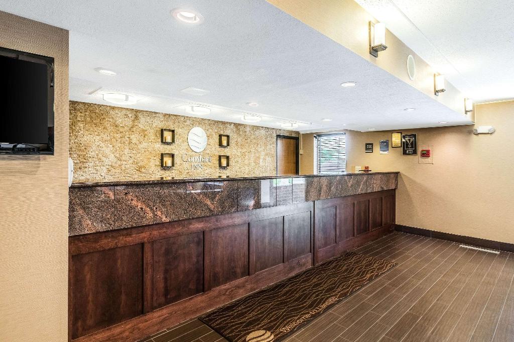 Comfort Inn 