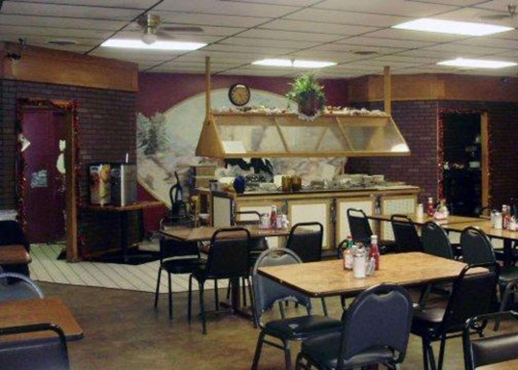 Econo Lodge - Elk City 