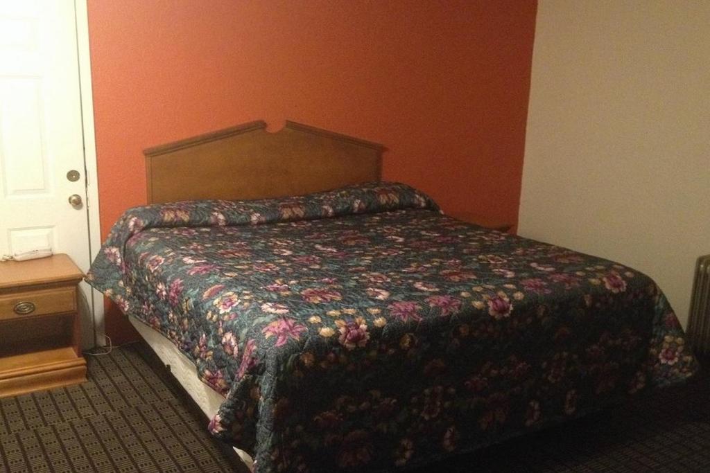 Econo Lodge - Elk City 