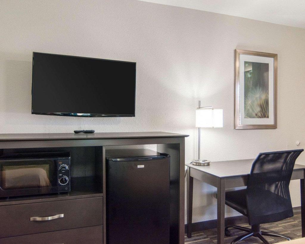 Econo Lodge Russellville 