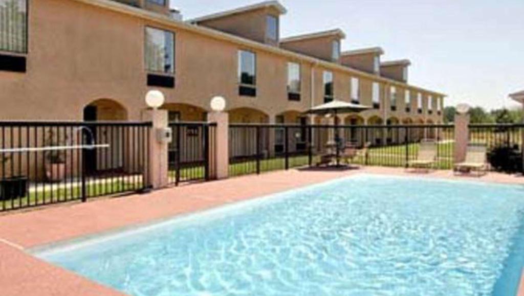 Gray Inn And Suites Gray Inn And Suites