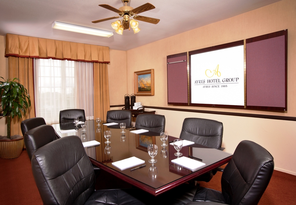 Ayres Suites Mission Viejo 