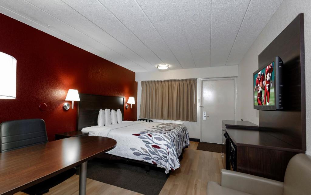 Red Roof Inn Bakersfield 