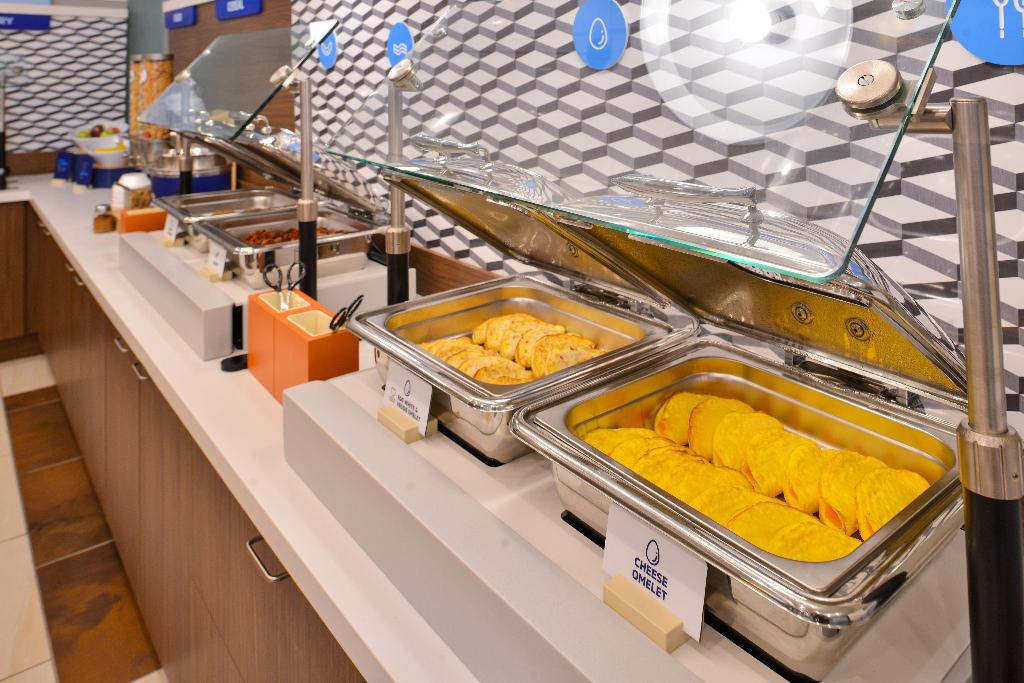 Holiday Inn Express & Suites La Porte 