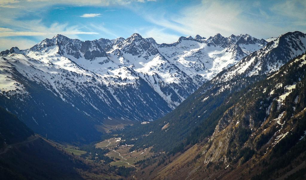 Snö Mont Romies Apartamentos Unhola 
