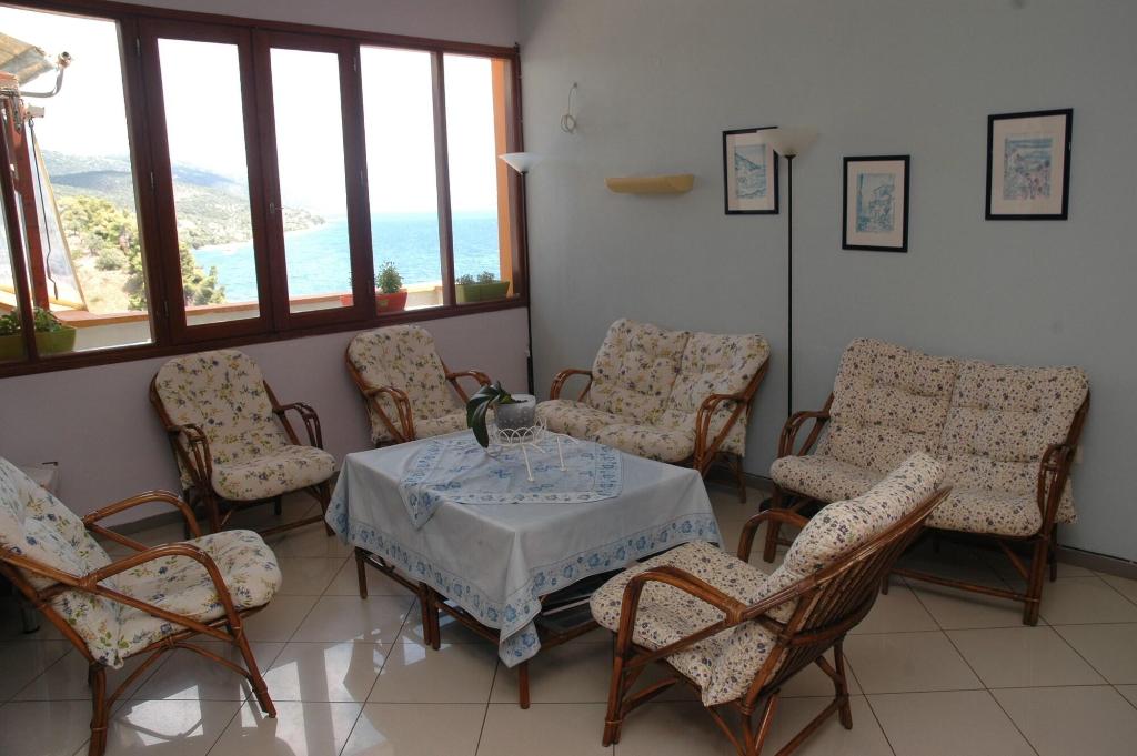 Agnanti Hotel Alonissos 