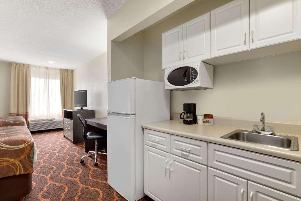 Baymont By Wyndham Grovetown Augusta 