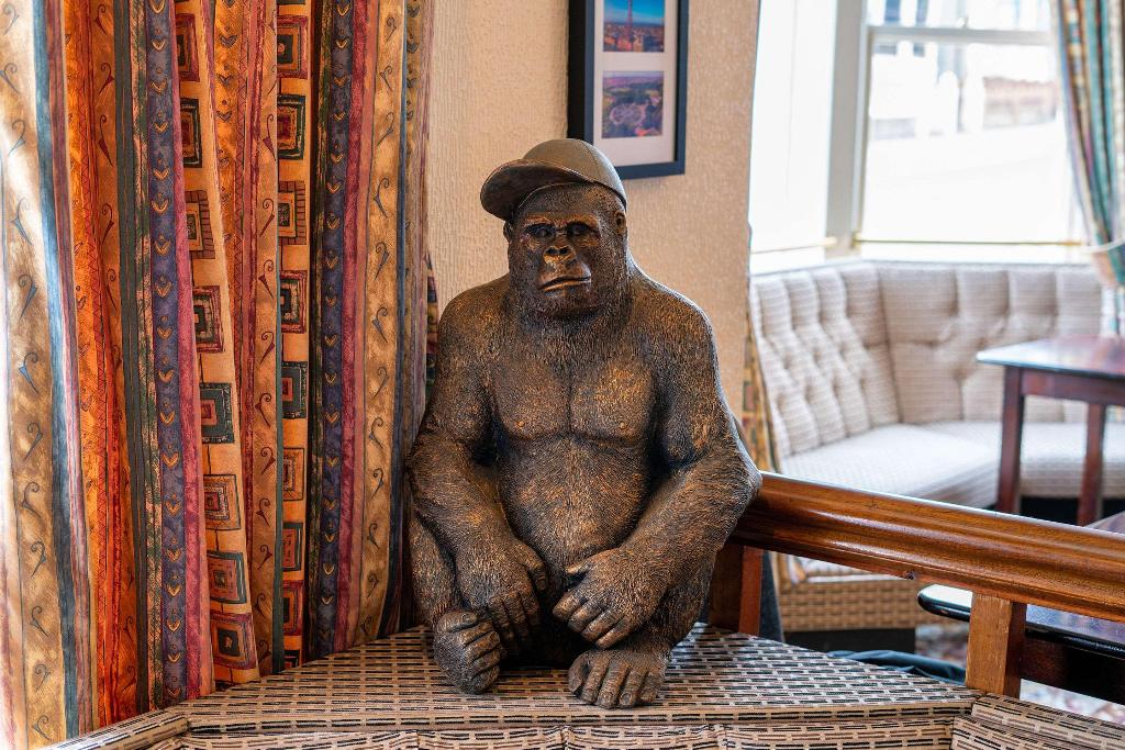 The Gresham Hotel 