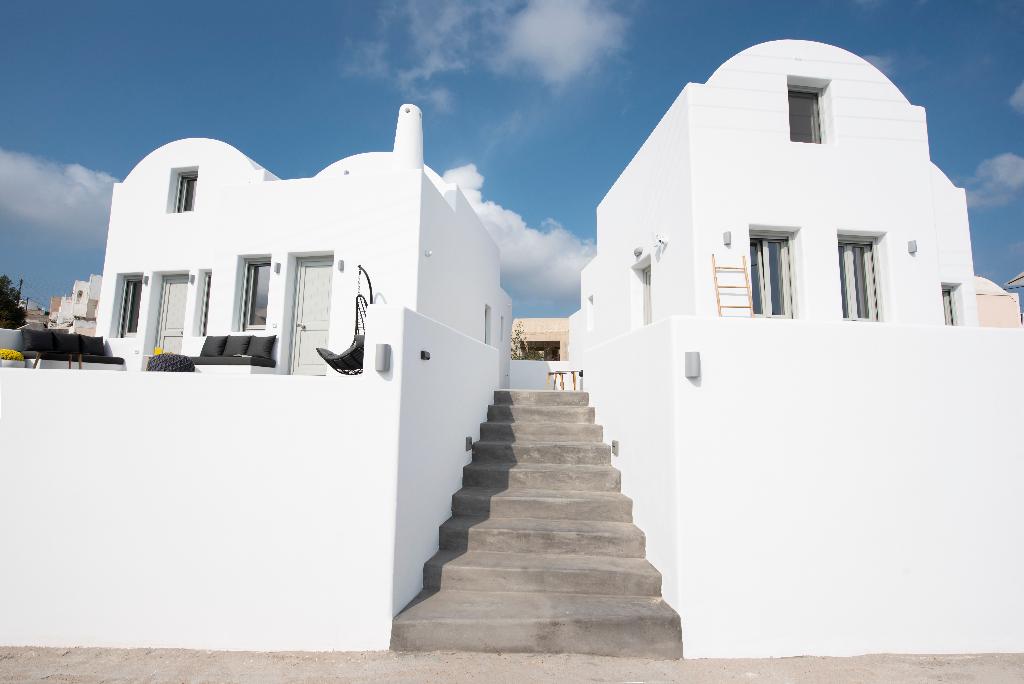 White Orchid Luxury Suites