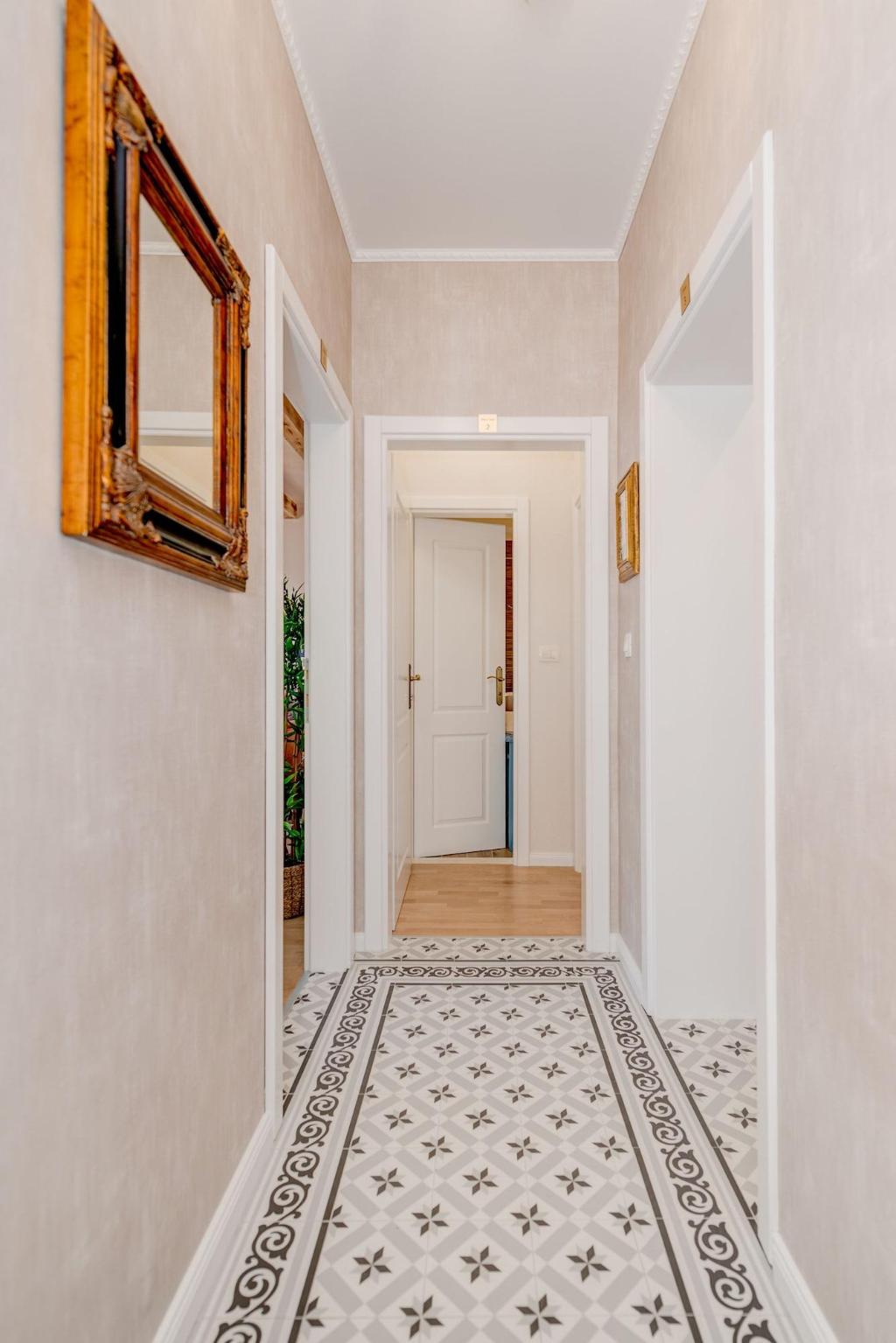 Le Monde Luxury Accommodation 