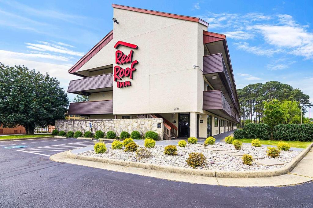 Clarion Inn & Suites By Hampton Convention Center Clarion Inn & Suites By Hampton Convention Center