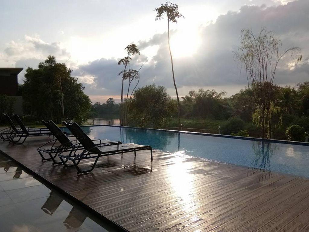 Riverawan Hotel Riverawan Hotel