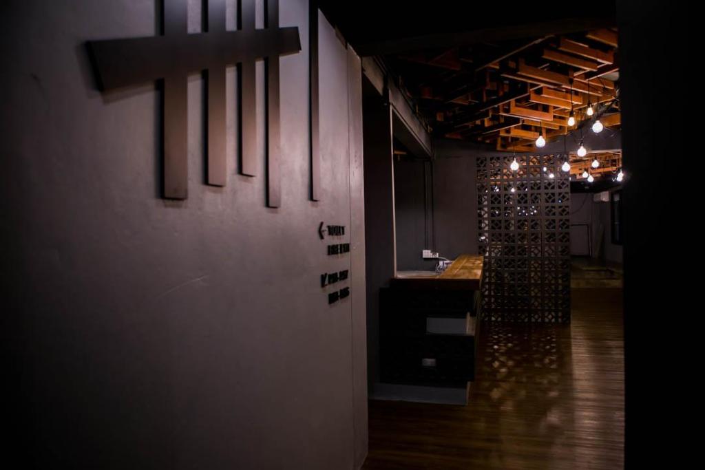 Silom Space Hostel 