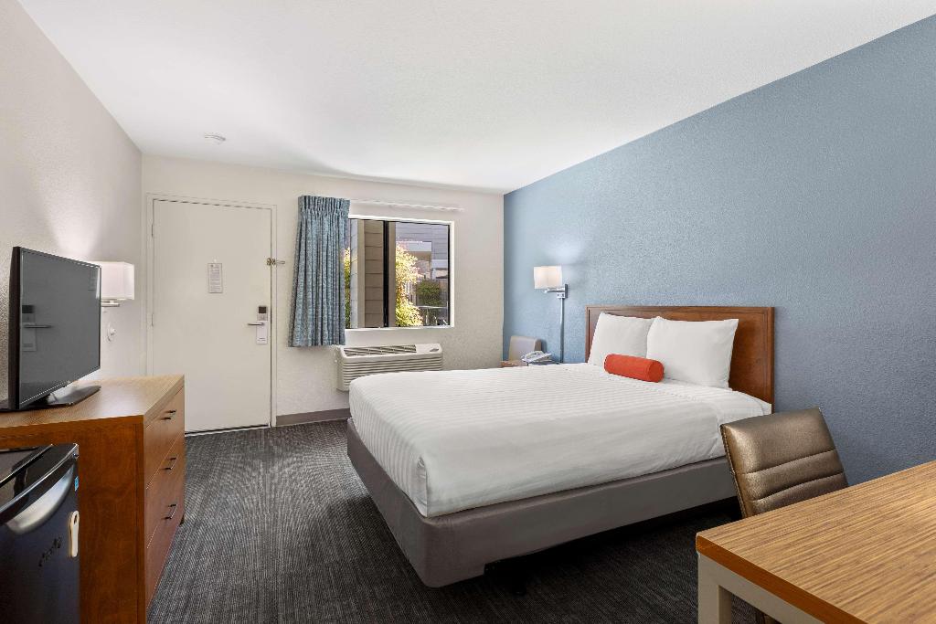 Good Nite Inn Calabasas 