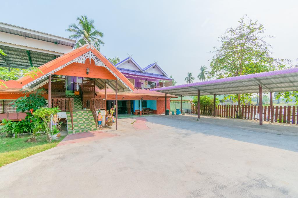 Oyo 712 Baandin Resort 