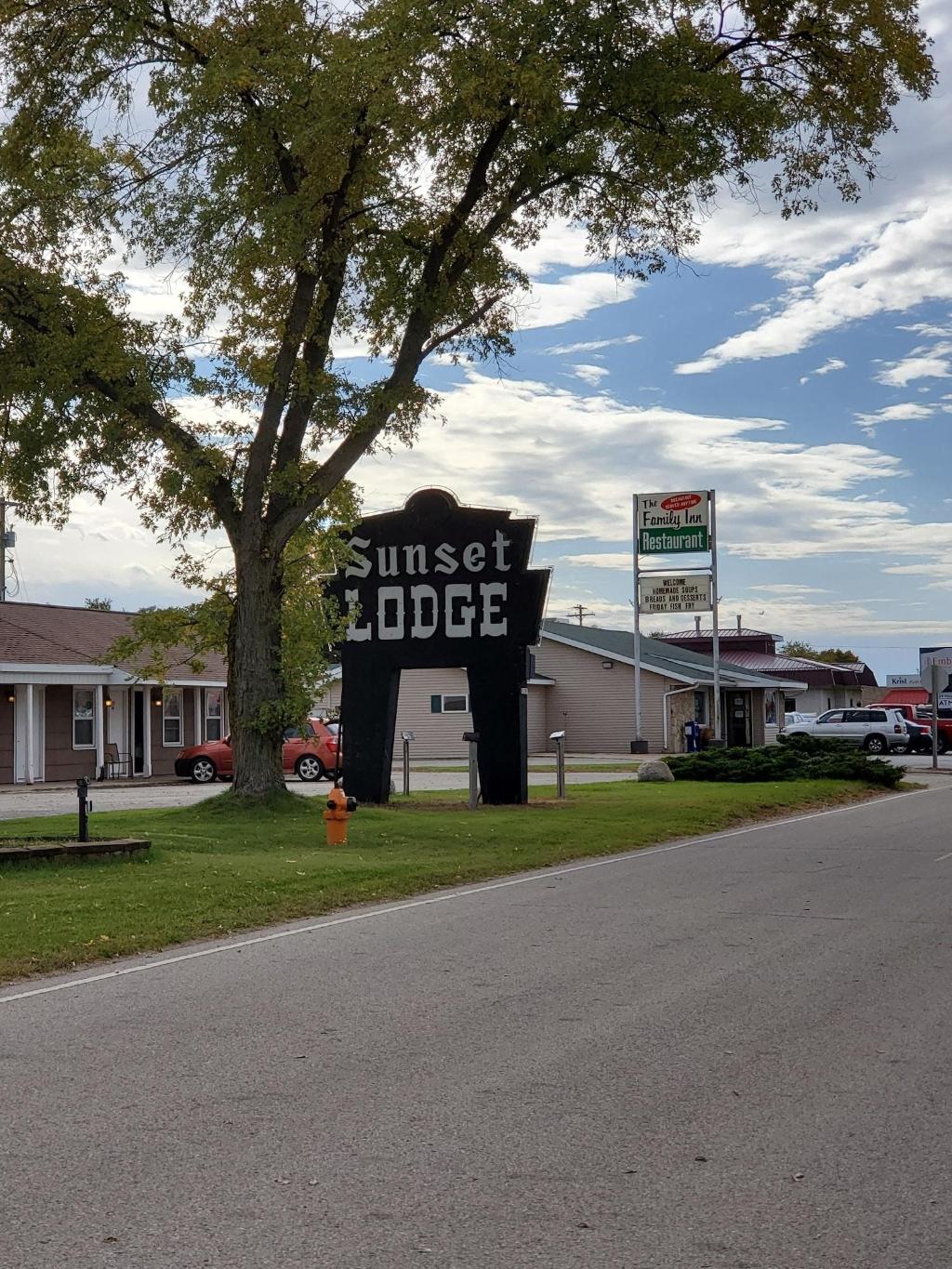 Sunset Lodge Escanaba Sunset Lodge Escanaba