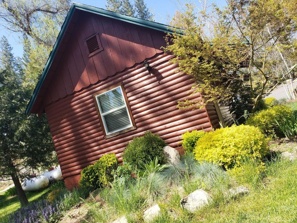 Yosemite Riverside Inn 